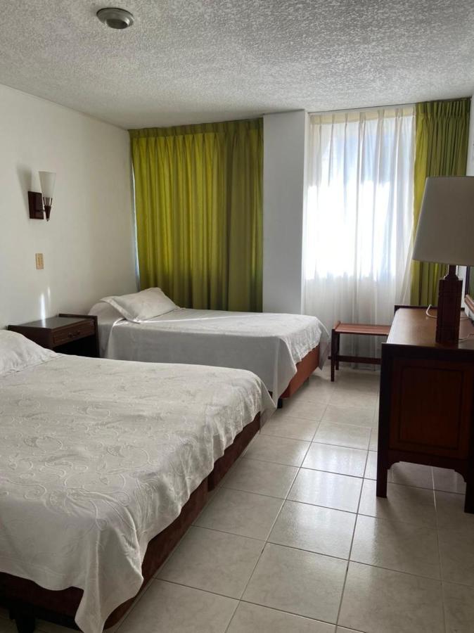 Hotel Bachue Girardot Eksteriør bilde