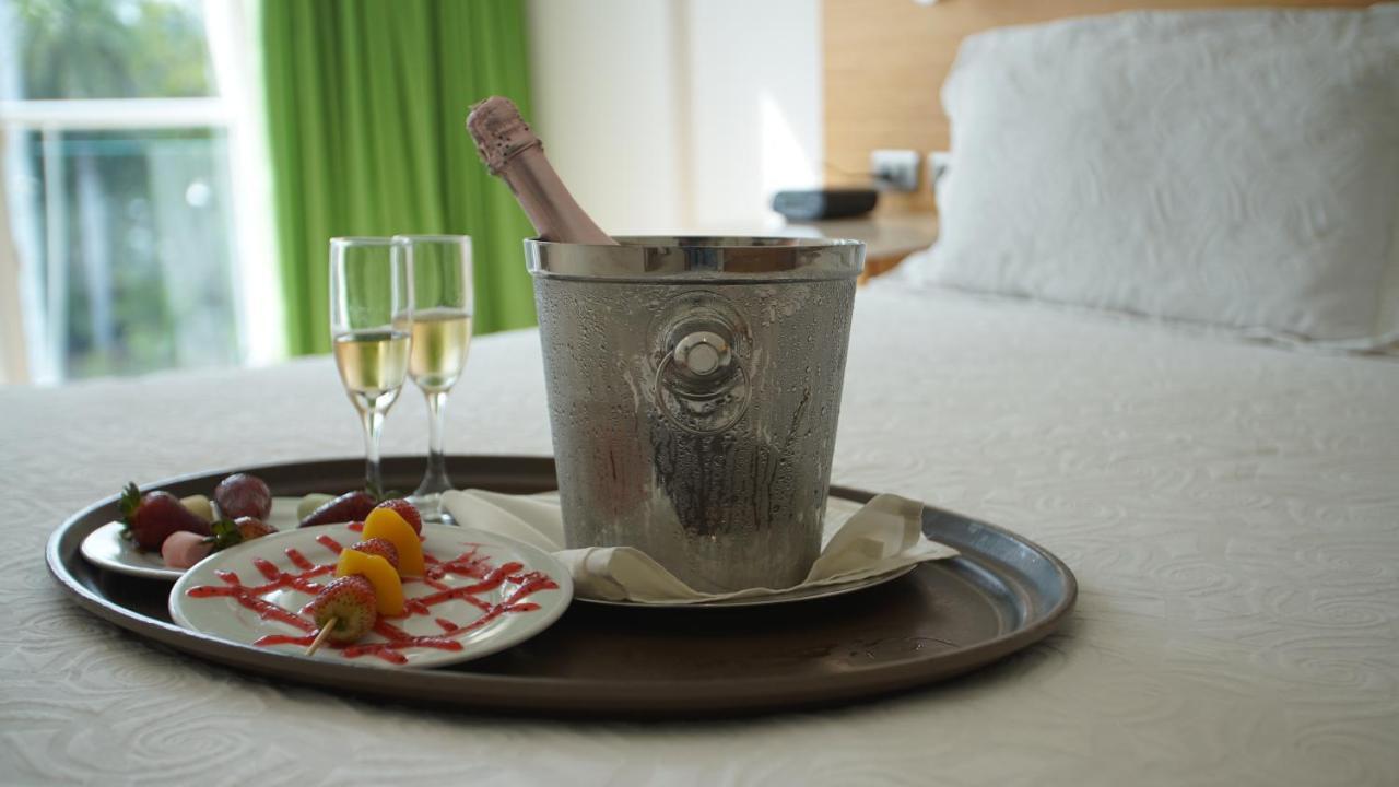 Hotel Bachue Girardot Eksteriør bilde