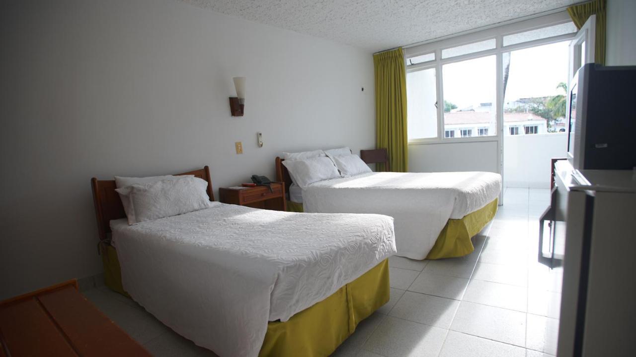 Hotel Bachue Girardot Eksteriør bilde